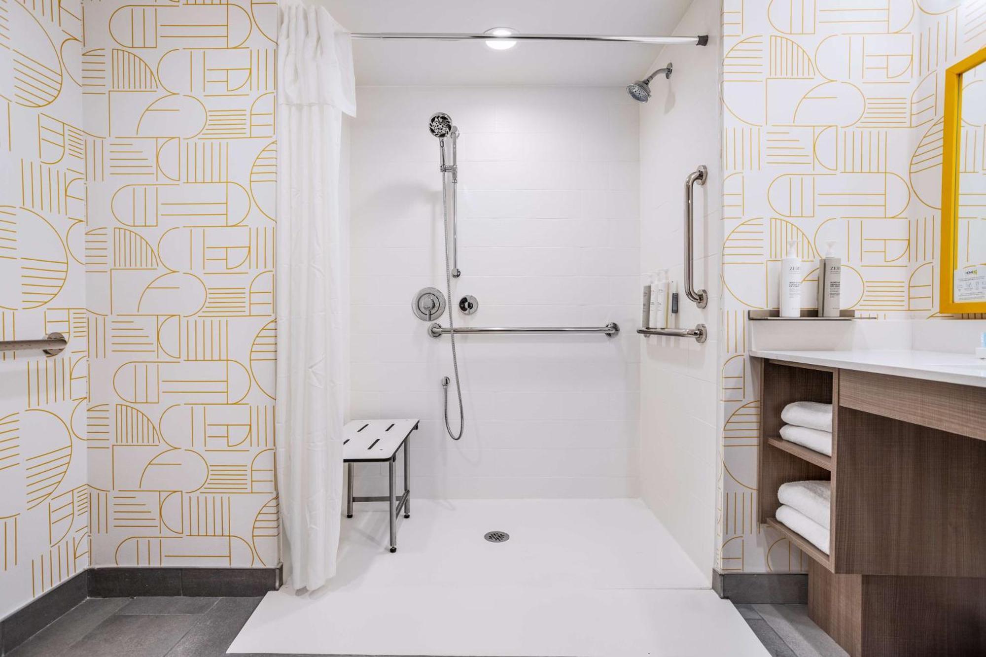 Home2 Suites By Hilton Indianapolis North At Intech Park エクステリア 写真