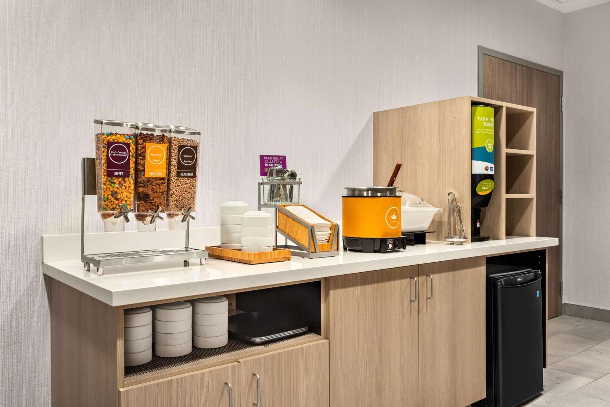Home2 Suites By Hilton Indianapolis North At Intech Park エクステリア 写真