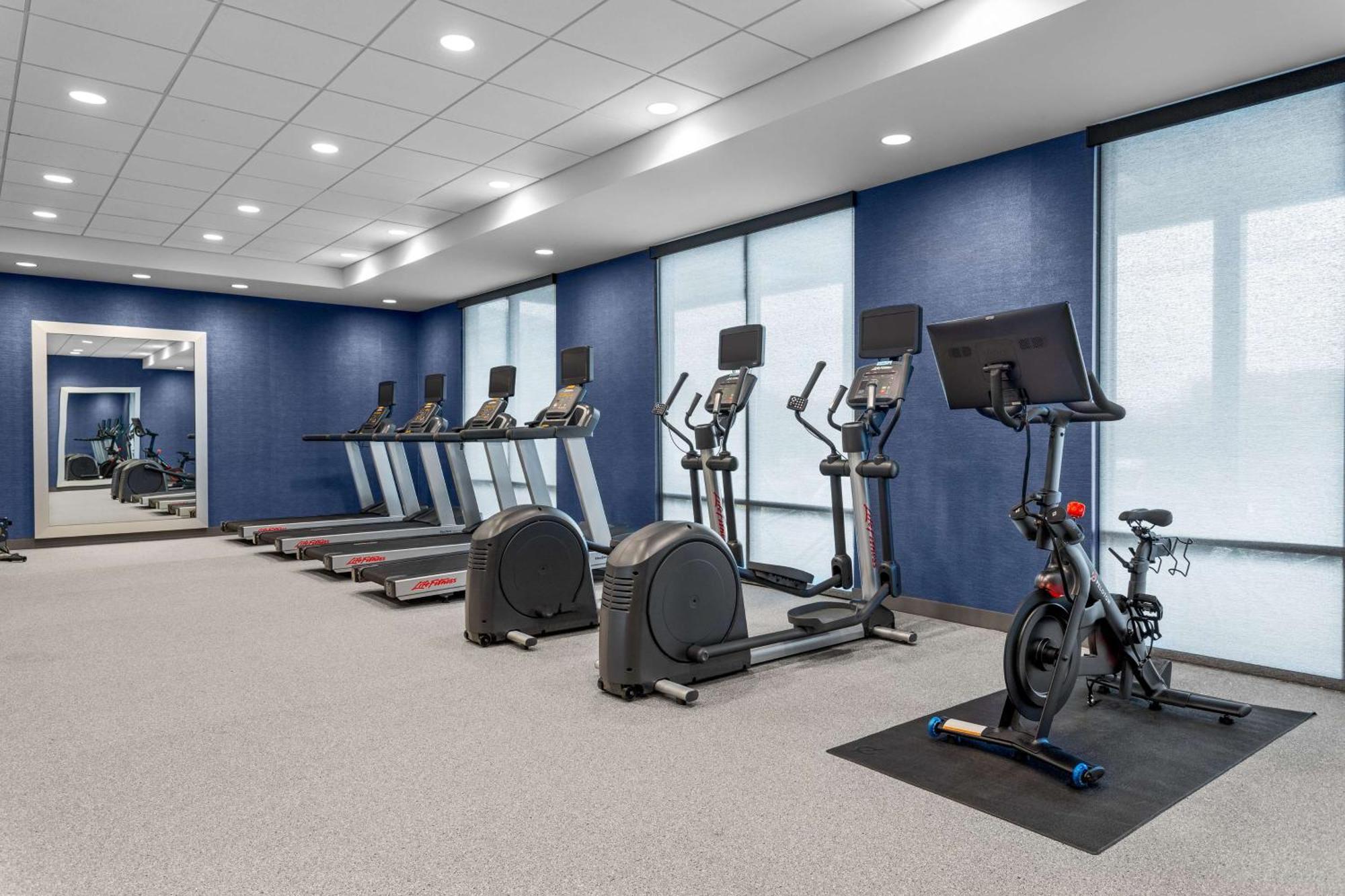 Home2 Suites By Hilton Indianapolis North At Intech Park エクステリア 写真