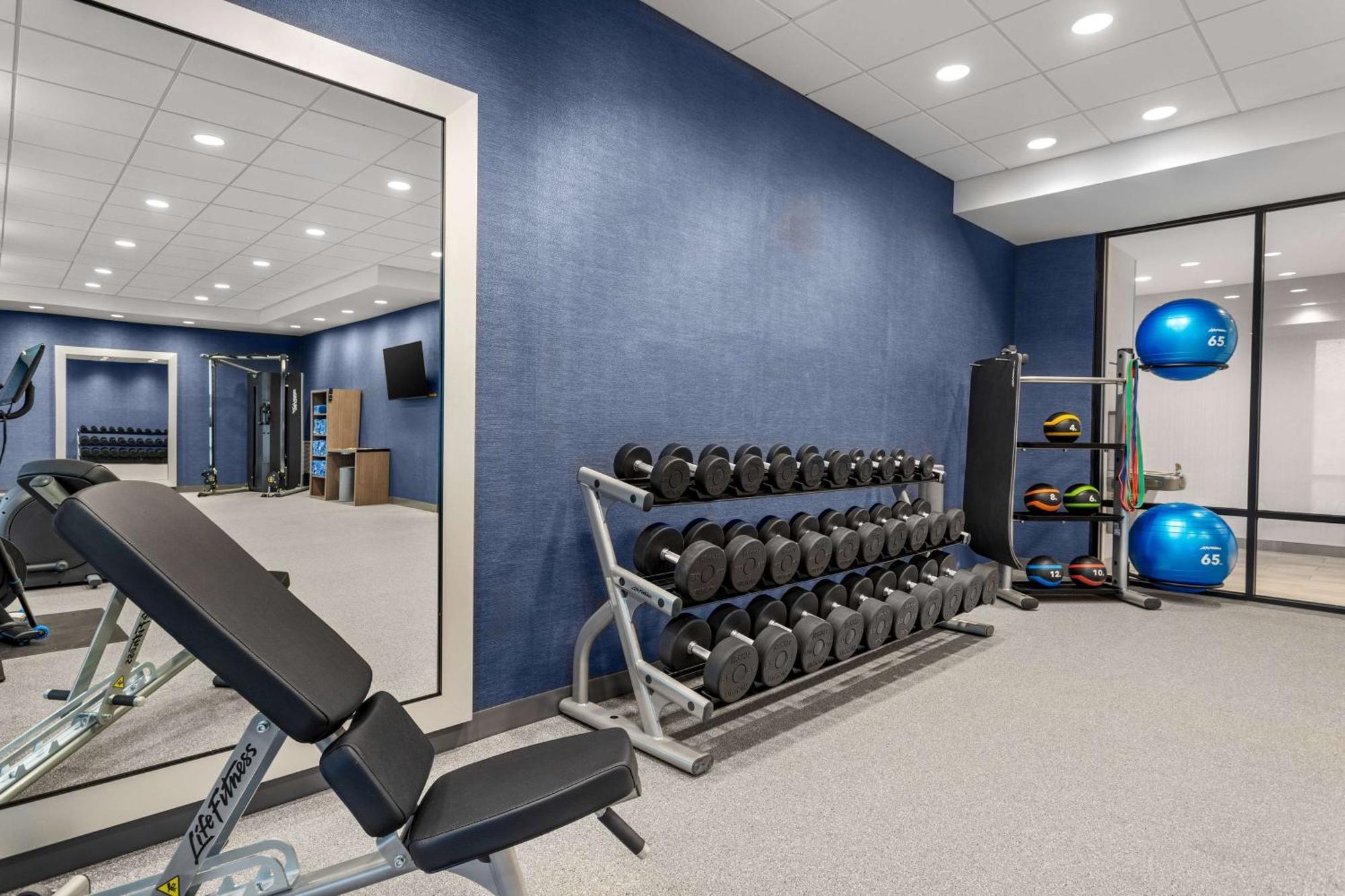 Home2 Suites By Hilton Indianapolis North At Intech Park エクステリア 写真